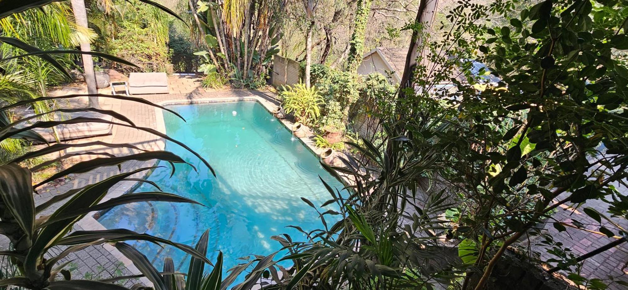 Old Vic Travellers Inn Nelspruit Mbombela Esterno foto