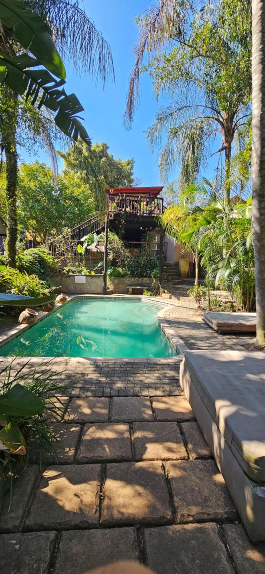 Old Vic Travellers Inn Nelspruit Mbombela Esterno foto